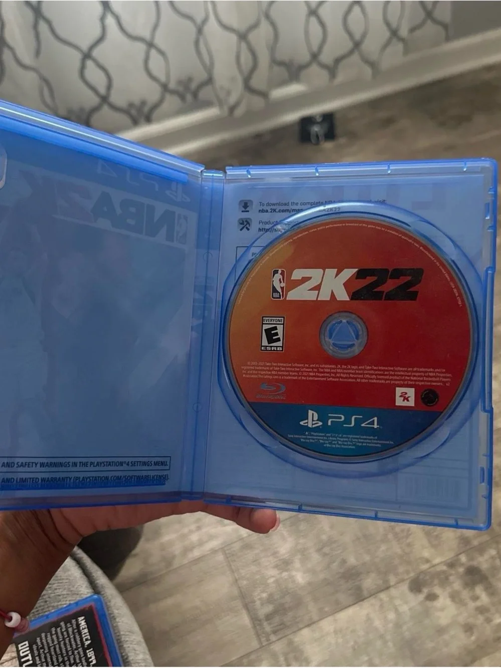 NBA 2K22 PS4 Game - Luka Dončić Cover